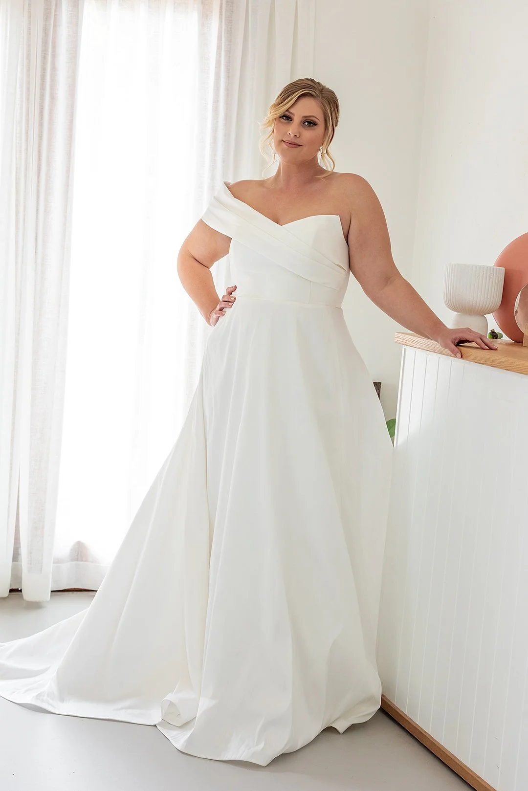 Erin Clare Bridal Milan One Shoulder Gown Curve Bridal Australia Erin Clare Bridal